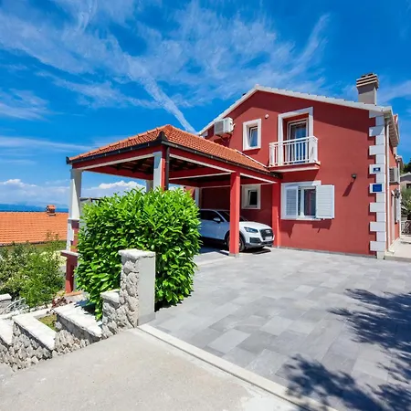 One-bedroom In Apartment